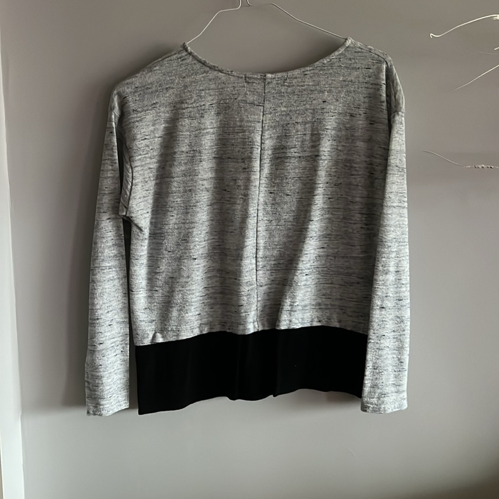 Light weight top - Picture 3 of 4